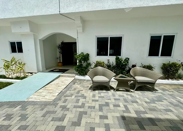 Hospitality Expert Bts 2 Pool Chef Montego Bay